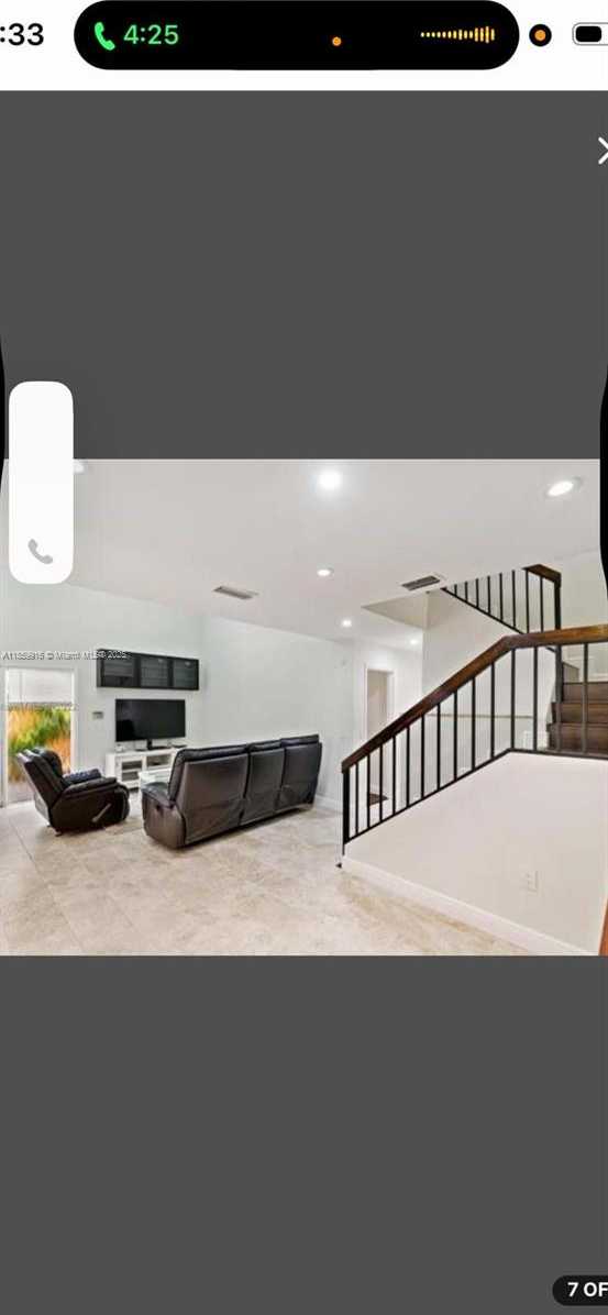 Small Image of 20911 LEEWARD CT #245-4, Aventura Number 15