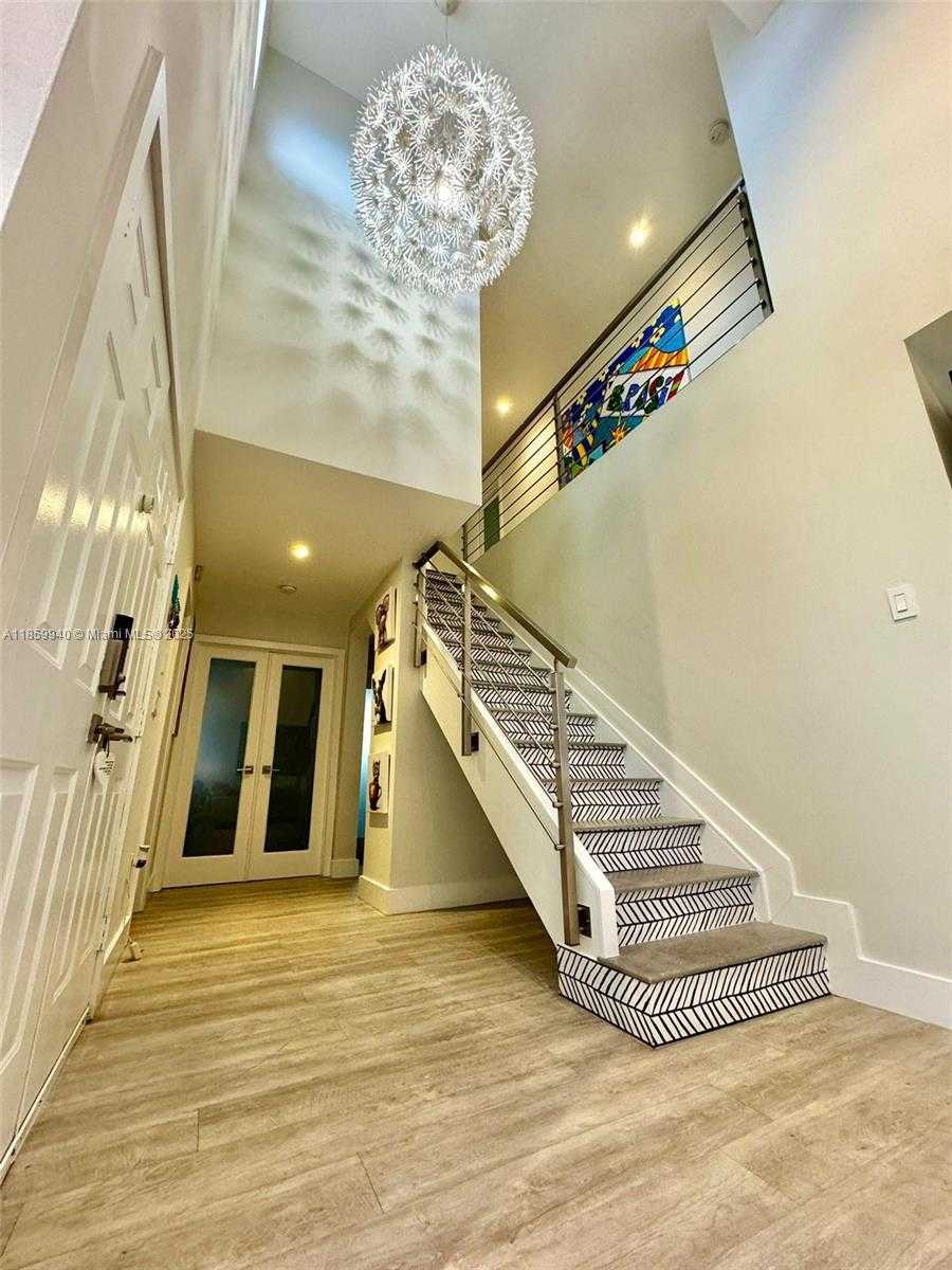 Small Image of 8224 SOUTH WEST 163RD CT, Miami Number 19