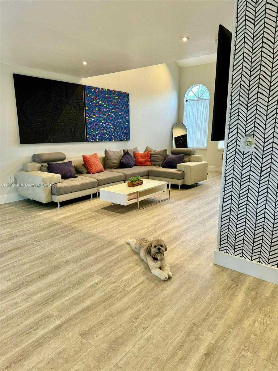 Small Image of 8224 SOUTH WEST 163RD CT, Miami Number 3
