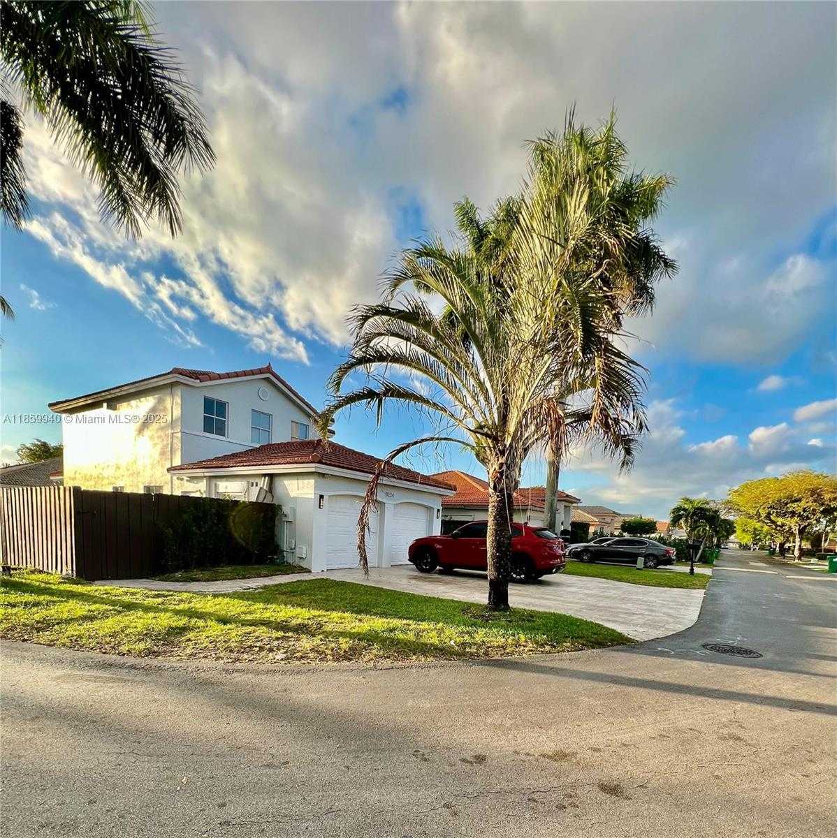 Small Image of 8224 SOUTH WEST 163RD CT, Miami Number 43