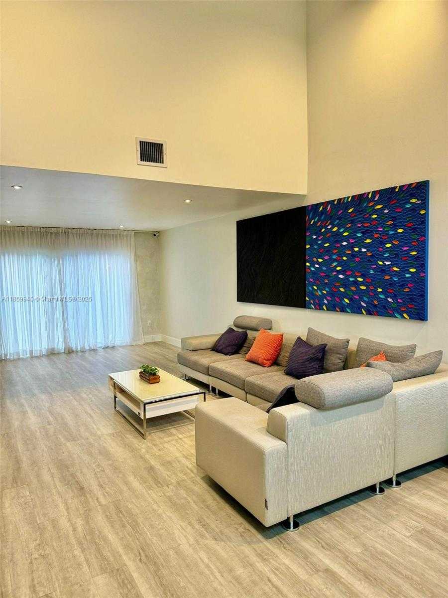Small Image of 8224 SOUTH WEST 163RD CT, Miami Number 5