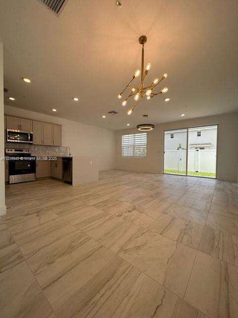 Small Image of Pembroke Pines Number 5