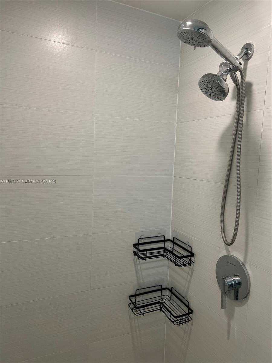 Imagen de Pequeño Objeto
