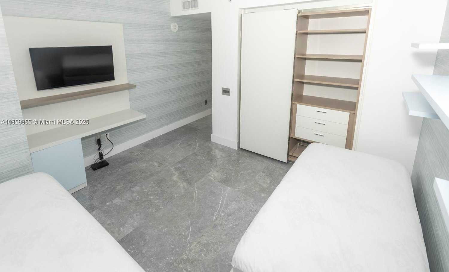 Small Image of 350 OCEAN DR #205N, Key Biscayne Number 17