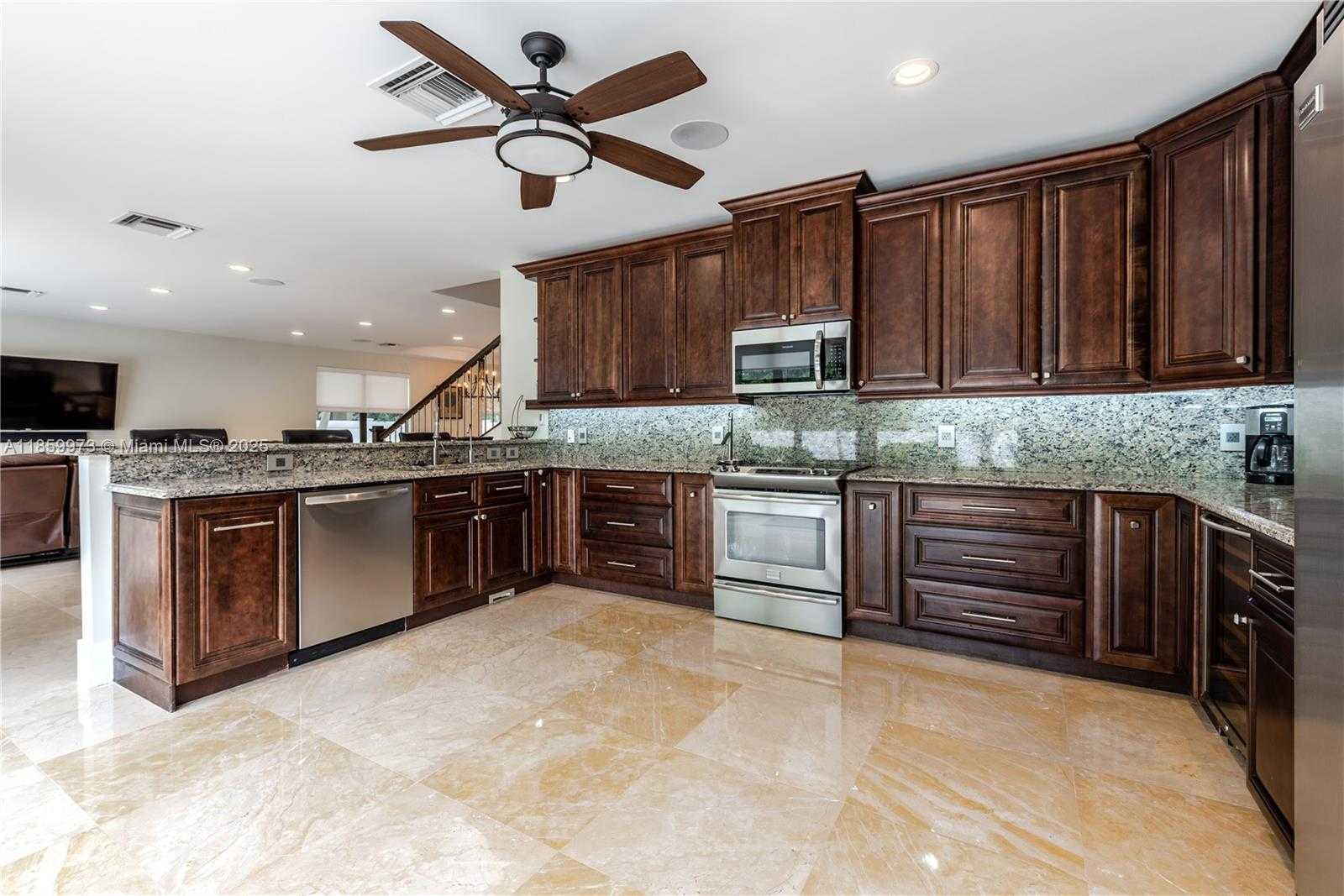 Small Image of 169 SOUTH EAST WAVECREST WAY, Boca Raton Number 11