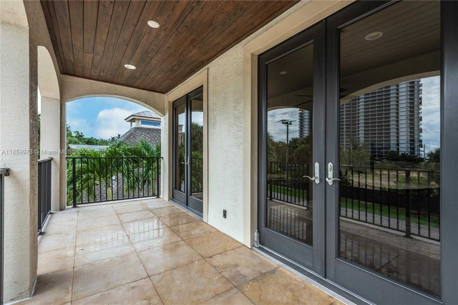 Small Image of 169 SOUTH EAST WAVECREST WAY, Boca Raton Number 26