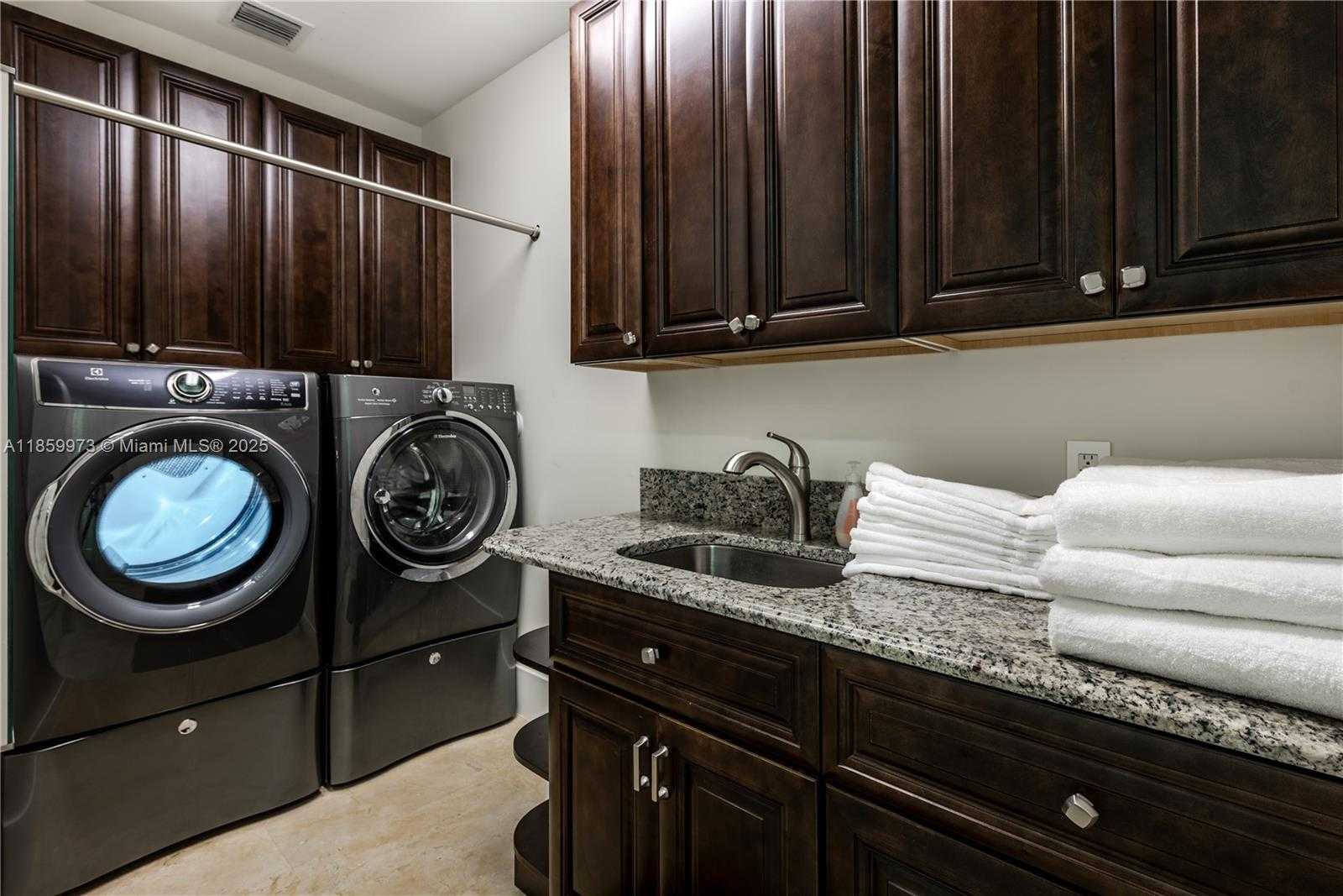 Small Image of 169 SOUTH EAST WAVECREST WAY, Boca Raton Number 36