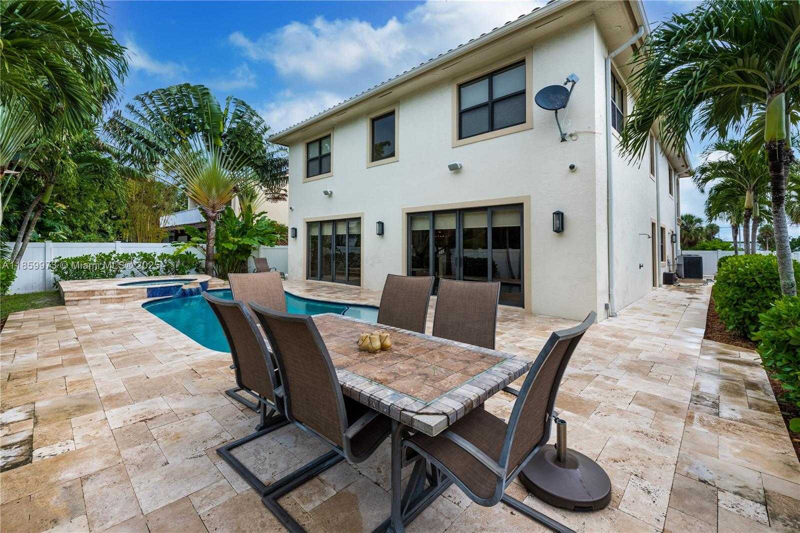 Small Image of 169 SOUTH EAST WAVECREST WAY, Boca Raton Number 38