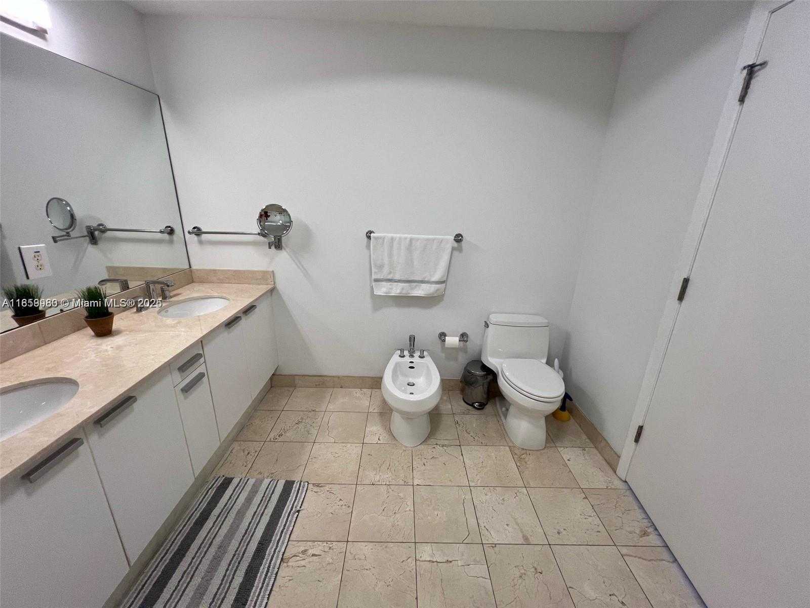 Small Image of 3131 NORTH EAST 188TH ST #1-609, Aventura Number 24