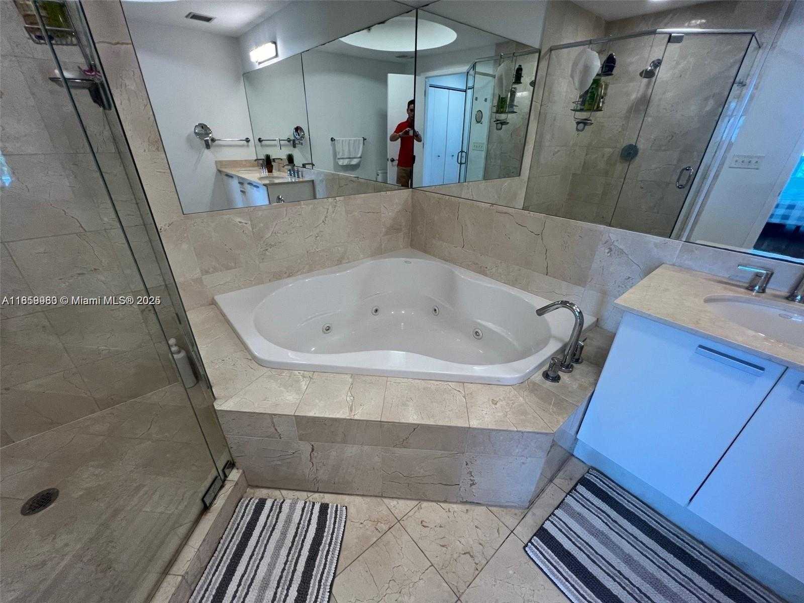 Small Image of 3131 NORTH EAST 188TH ST #1-609, Aventura Number 26
