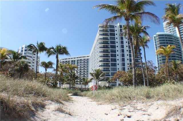 Small Image of 10275 COLLINS AVE #1130, Bal Harbour Number 36