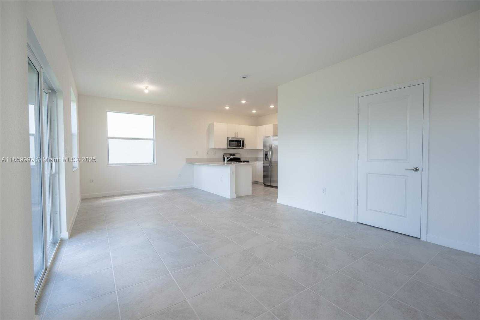 Small Image of 2637 SOUTH EAST 24TH CT, Homestead Number 12