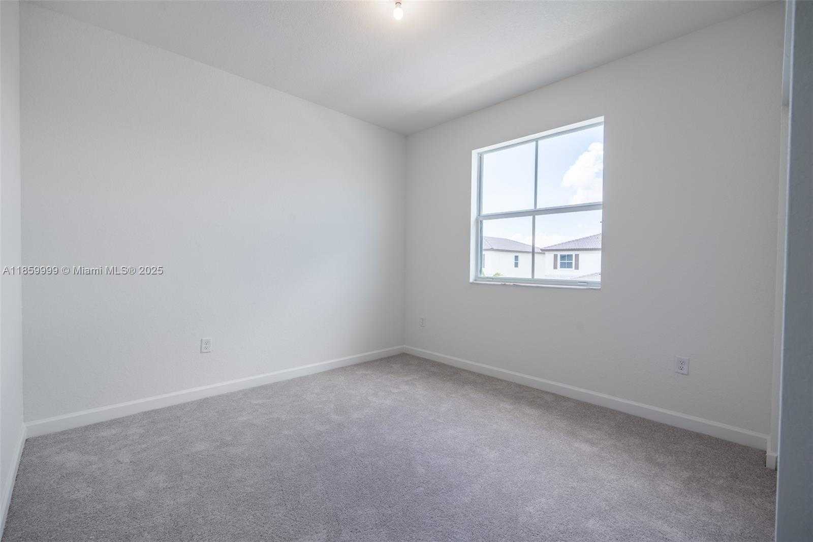 Small Image of 2637 SOUTH EAST 24TH CT, Homestead Number 30