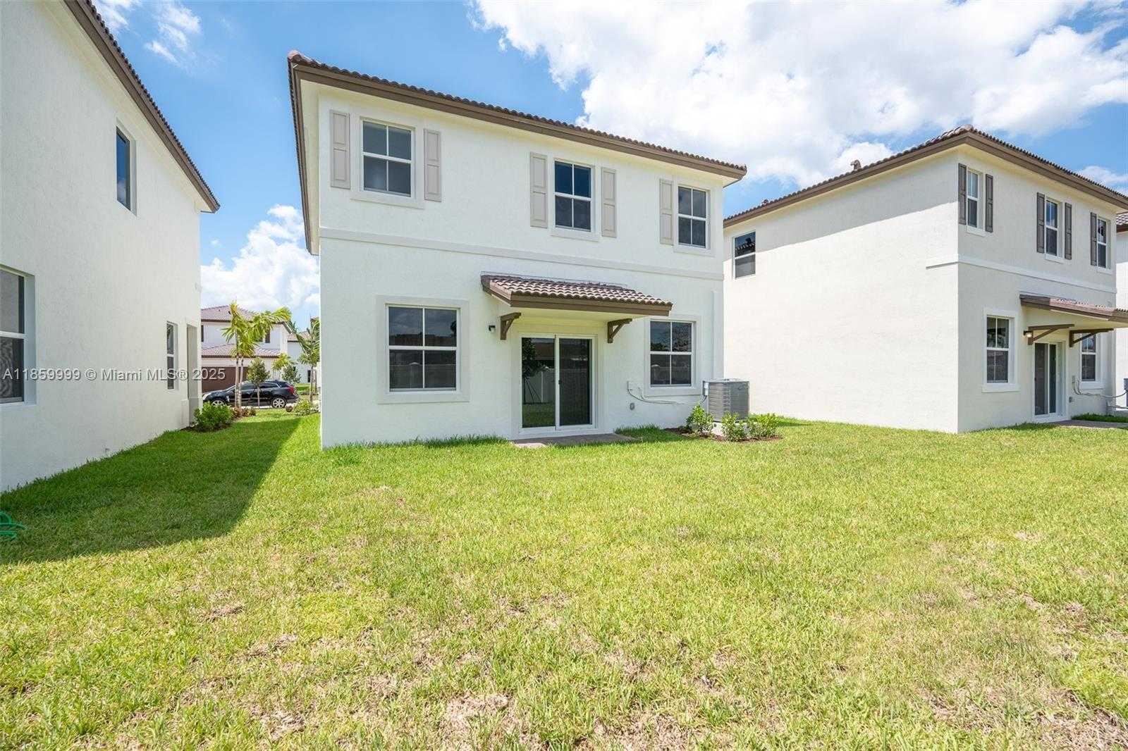 Small Image of 2637 SOUTH EAST 24TH CT, Homestead Number 35