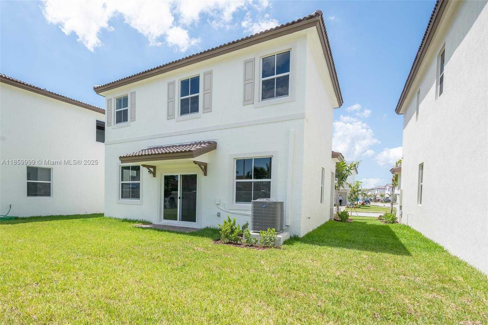 Small Image of 2637 SOUTH EAST 24TH CT, Homestead Number 37
