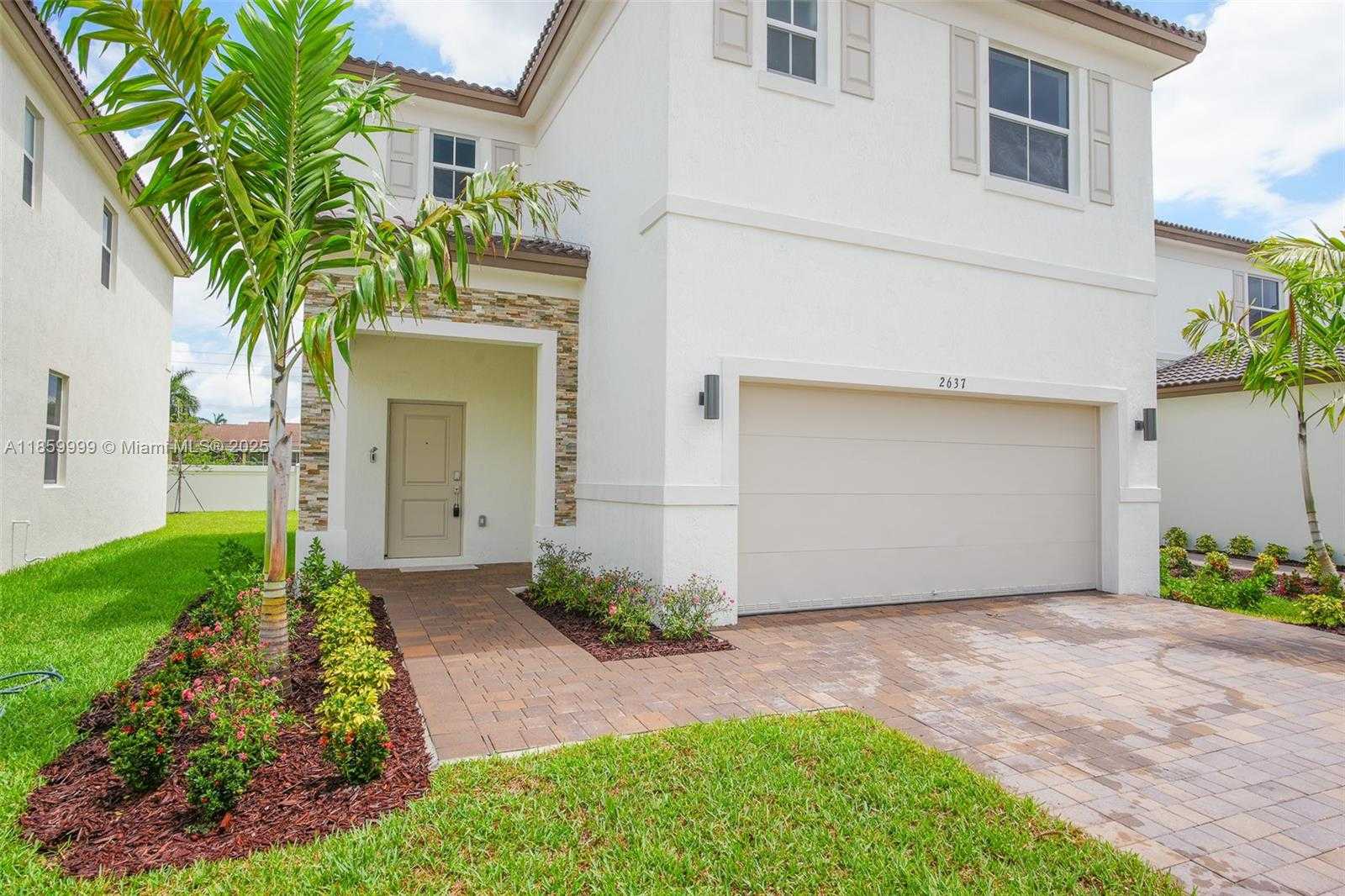 Small Image of 2637 SOUTH EAST 24TH CT, Homestead Number 4
