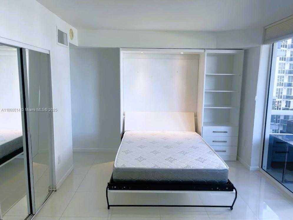 Small Image of 10275 COLLINS AVE #606, Bal Harbour Number 11