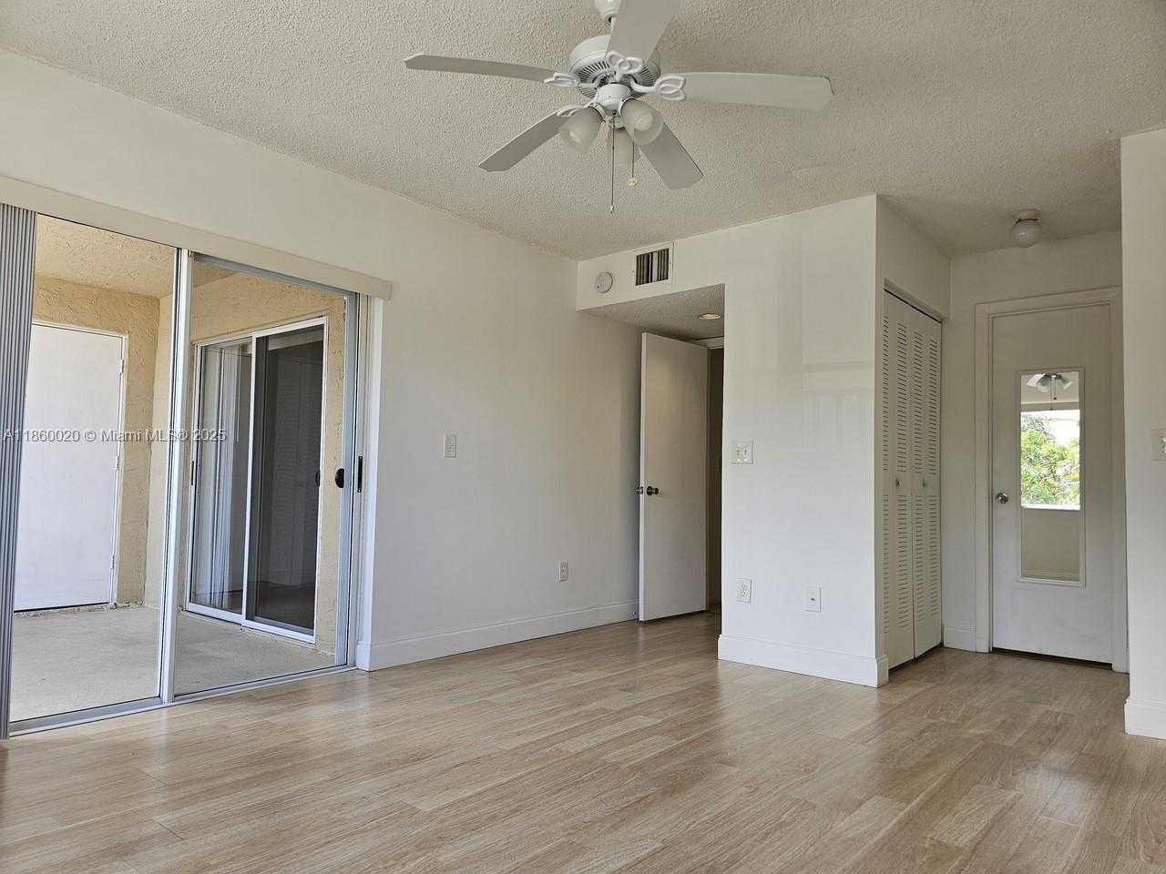 Small Image of 18830 NORTH WEST 57TH AVE #203, Hialeah Number 8