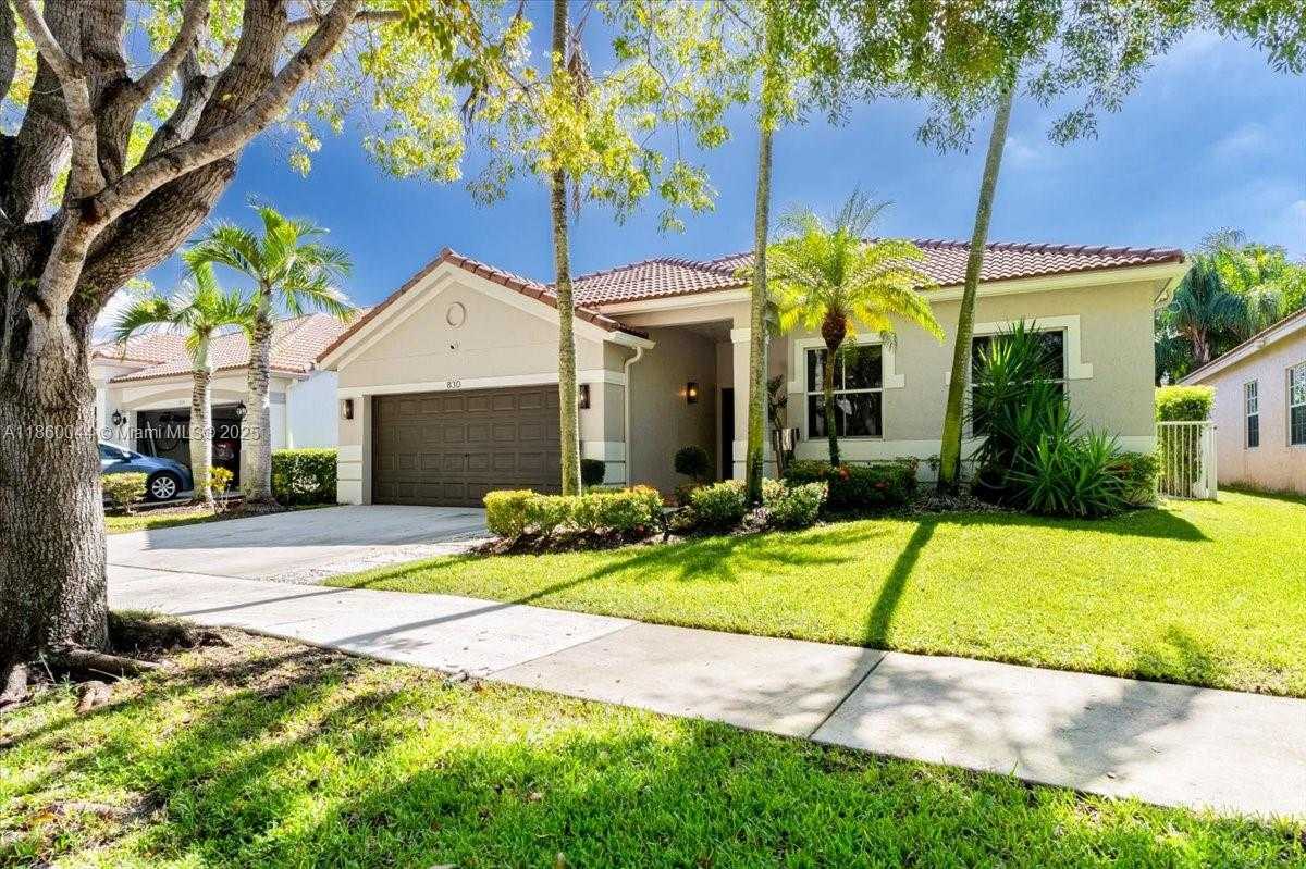 Small Image of 830 LAVENDER CIR, Weston Number 2