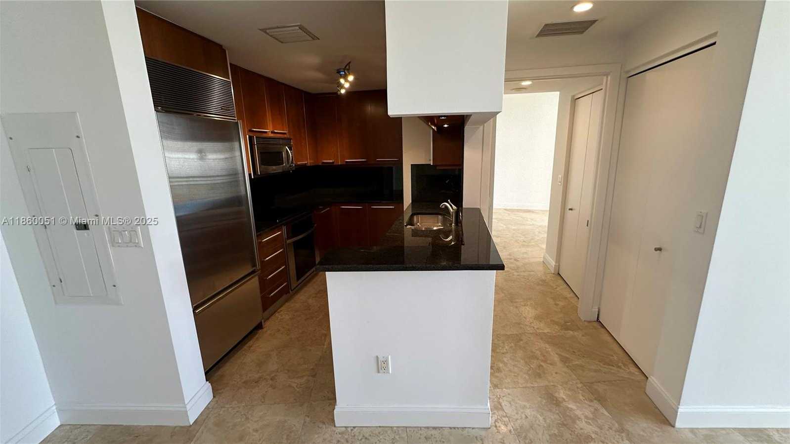 Small Image of 901 BRICKELL KEY BLVD #2001, Miami Number 12