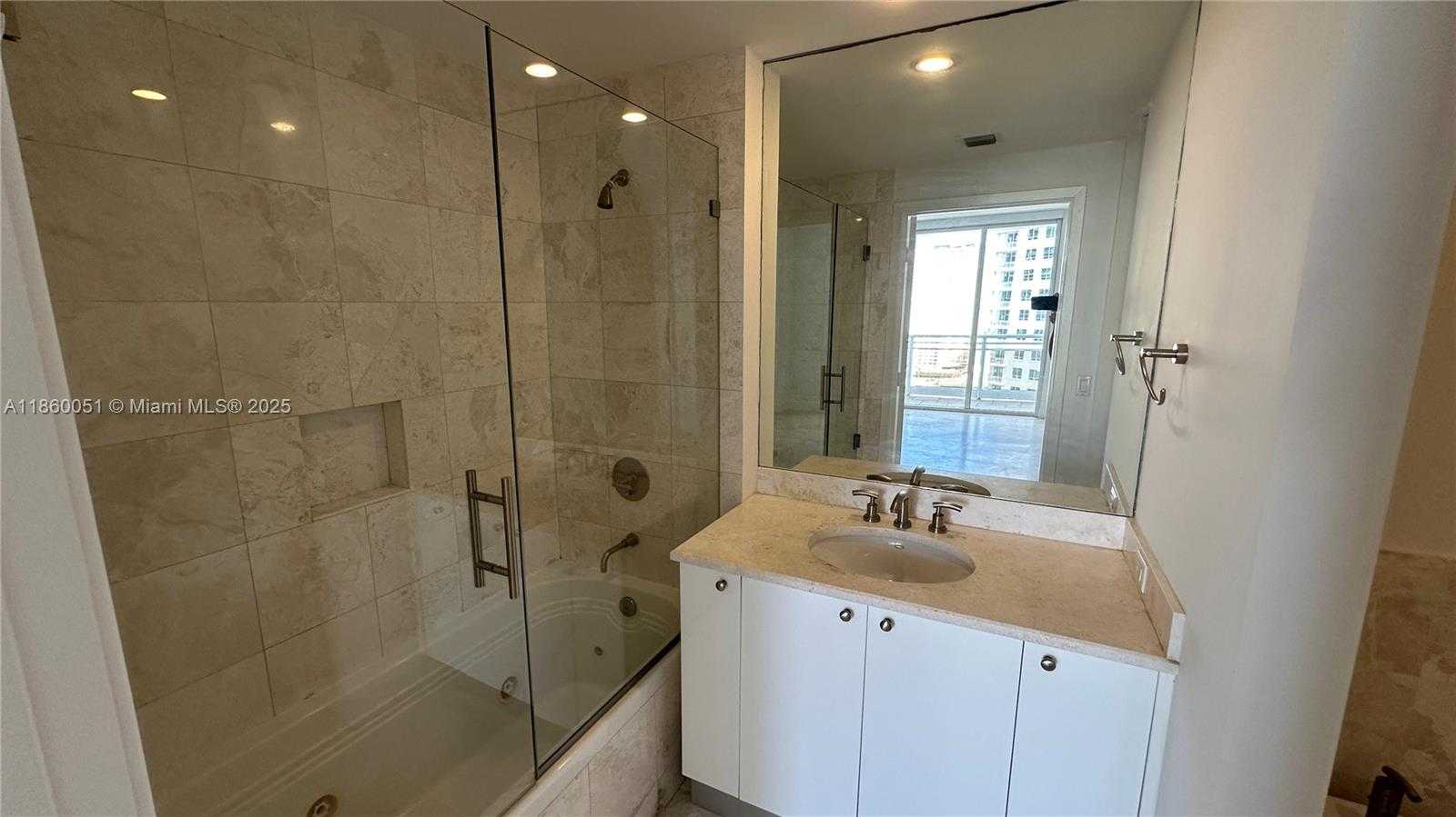 Small Image of 901 BRICKELL KEY BLVD #2001, Miami Number 17