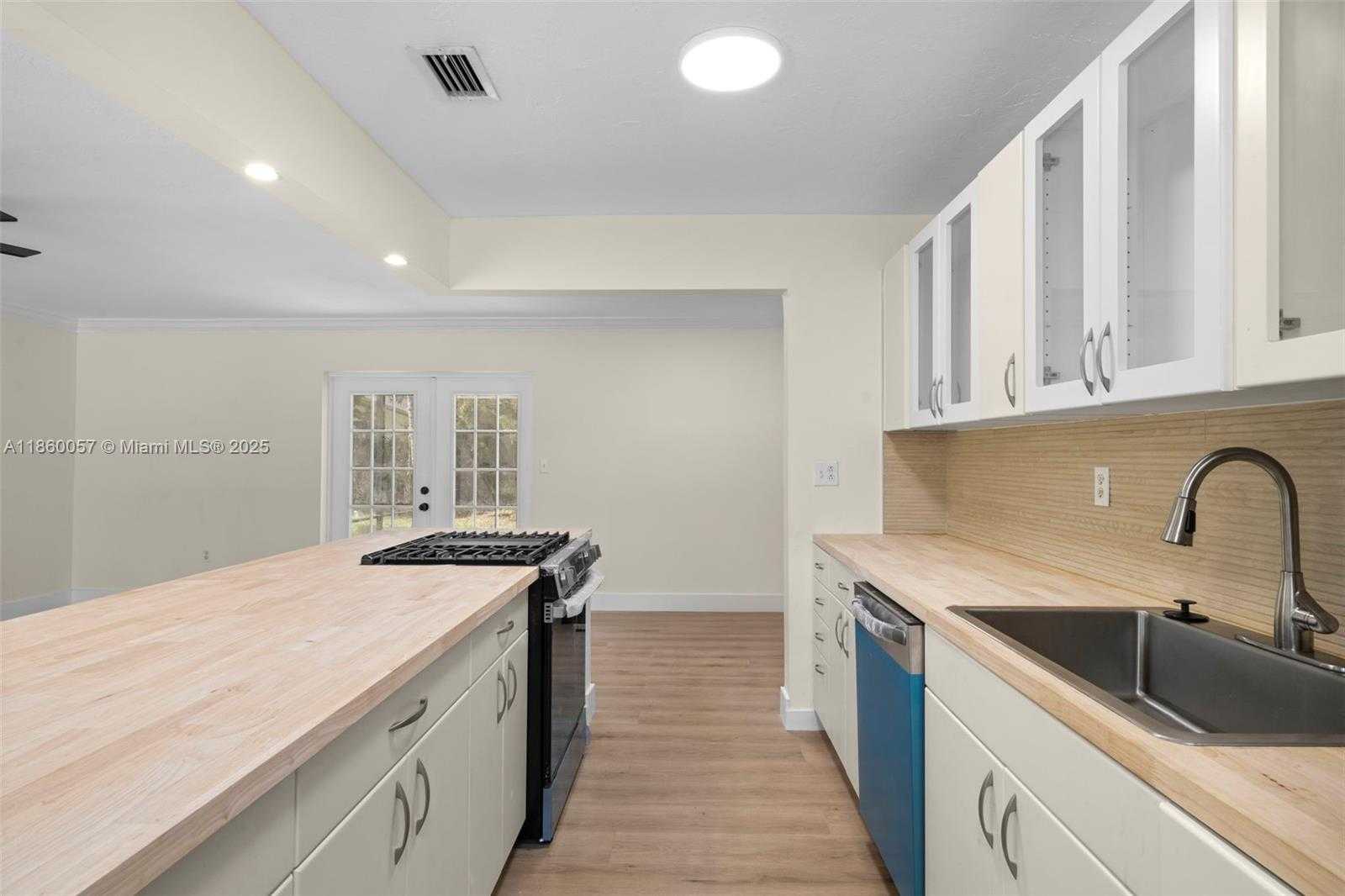 Small Image of 5991 NORTH WEST 14TH PL, Sunrise Number 7