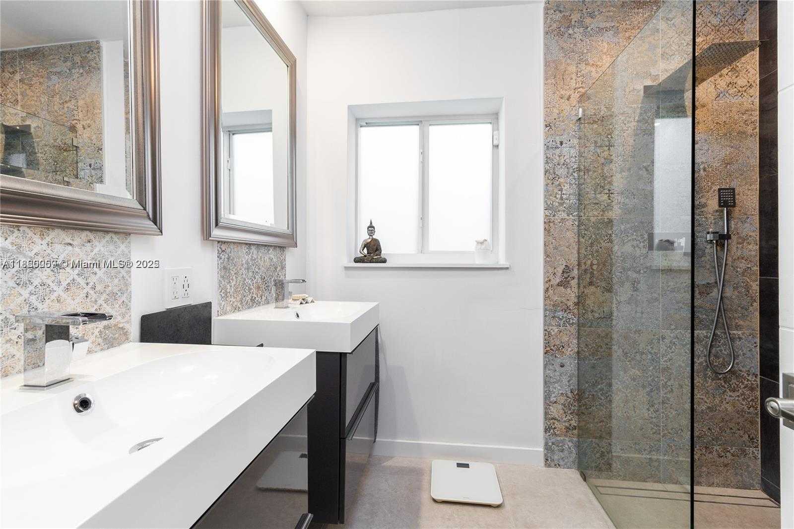 Small Image of 661 86TH ST, Miami Beach Number 15