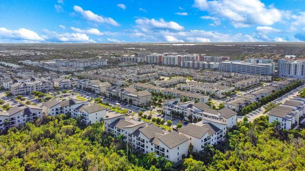 Small Image of 8175 NORTH WEST 104TH AVE #4, Doral Number 25