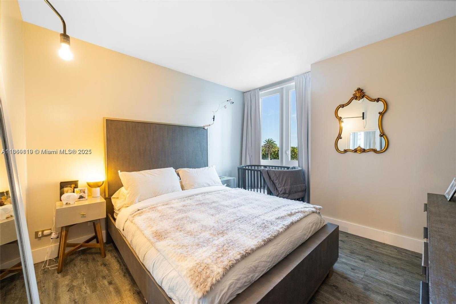 Small Image of 2301 COLLINS AVE #306, Miami Beach Number 12