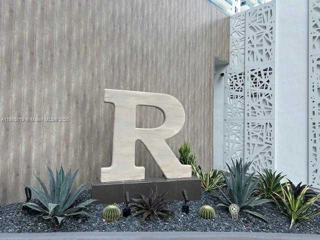 Small Image of 2301 COLLINS AVE #306, Miami Beach Number 15