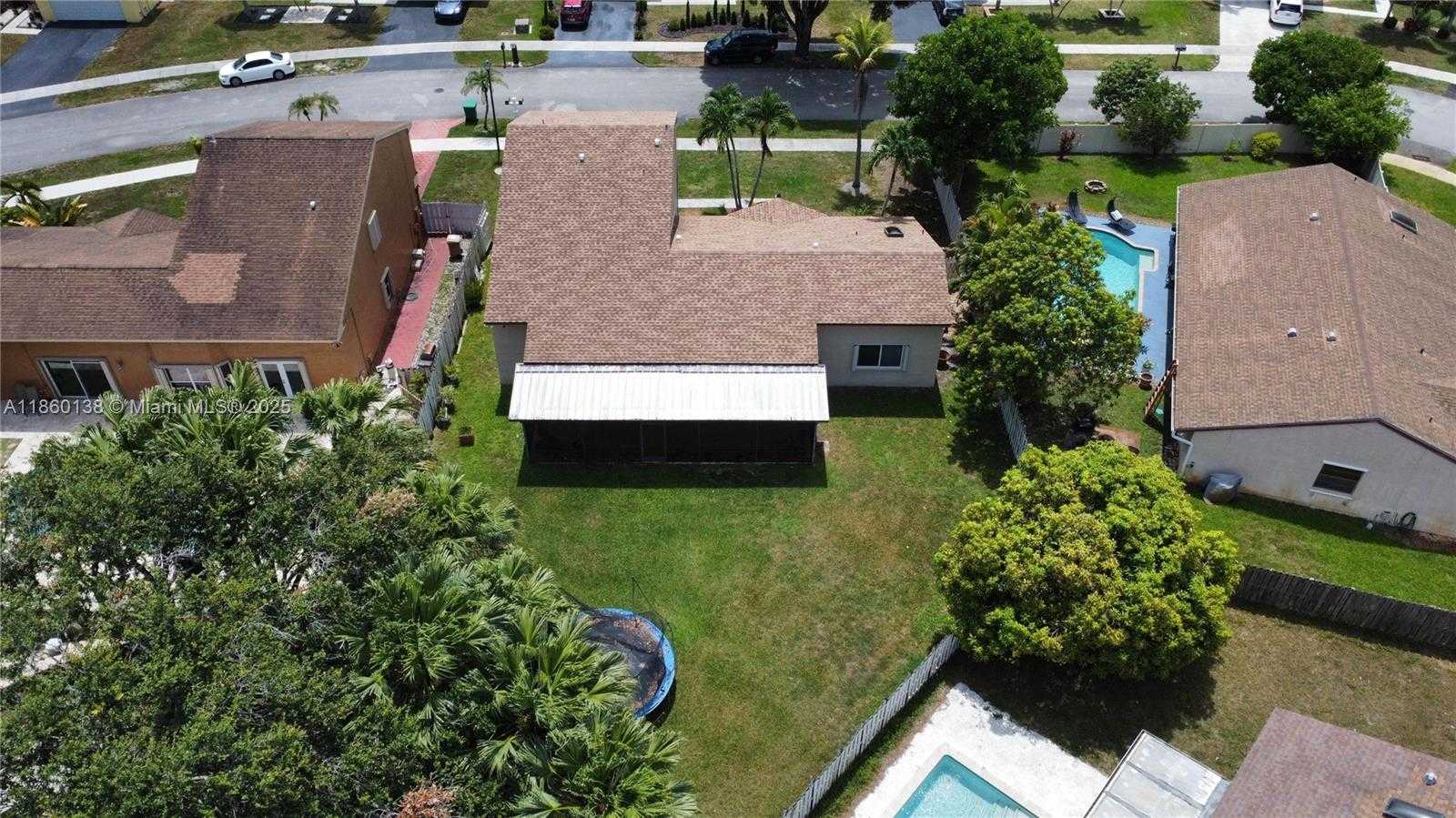 Small Image of 1170 WHITE STONE WAY #N/A, Davie Number 3