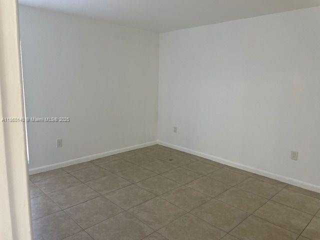 Small Image of Miami Number 10