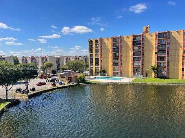 Small Image of Miami Number 30