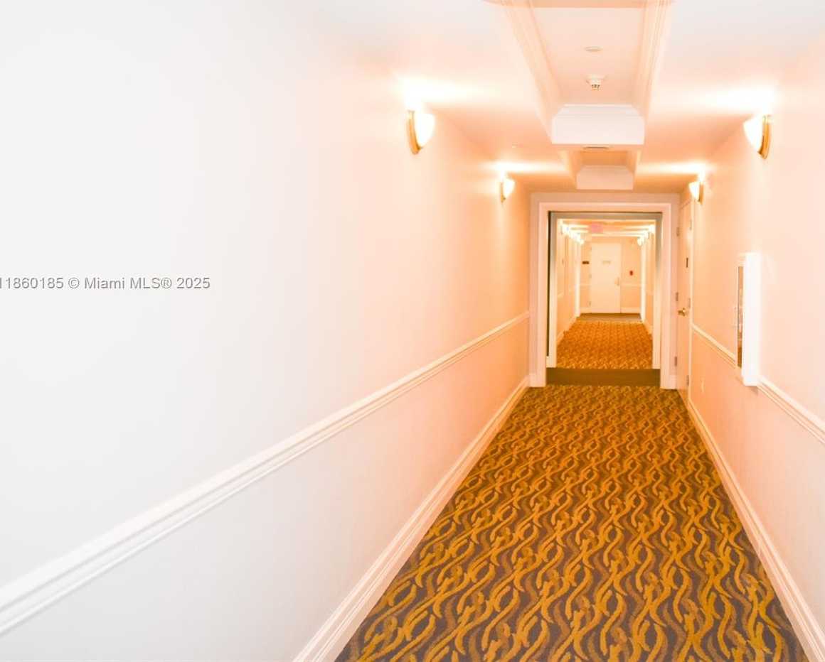 Small Image of 4100 SALZEDO ST #805, Coral Gables Number 22