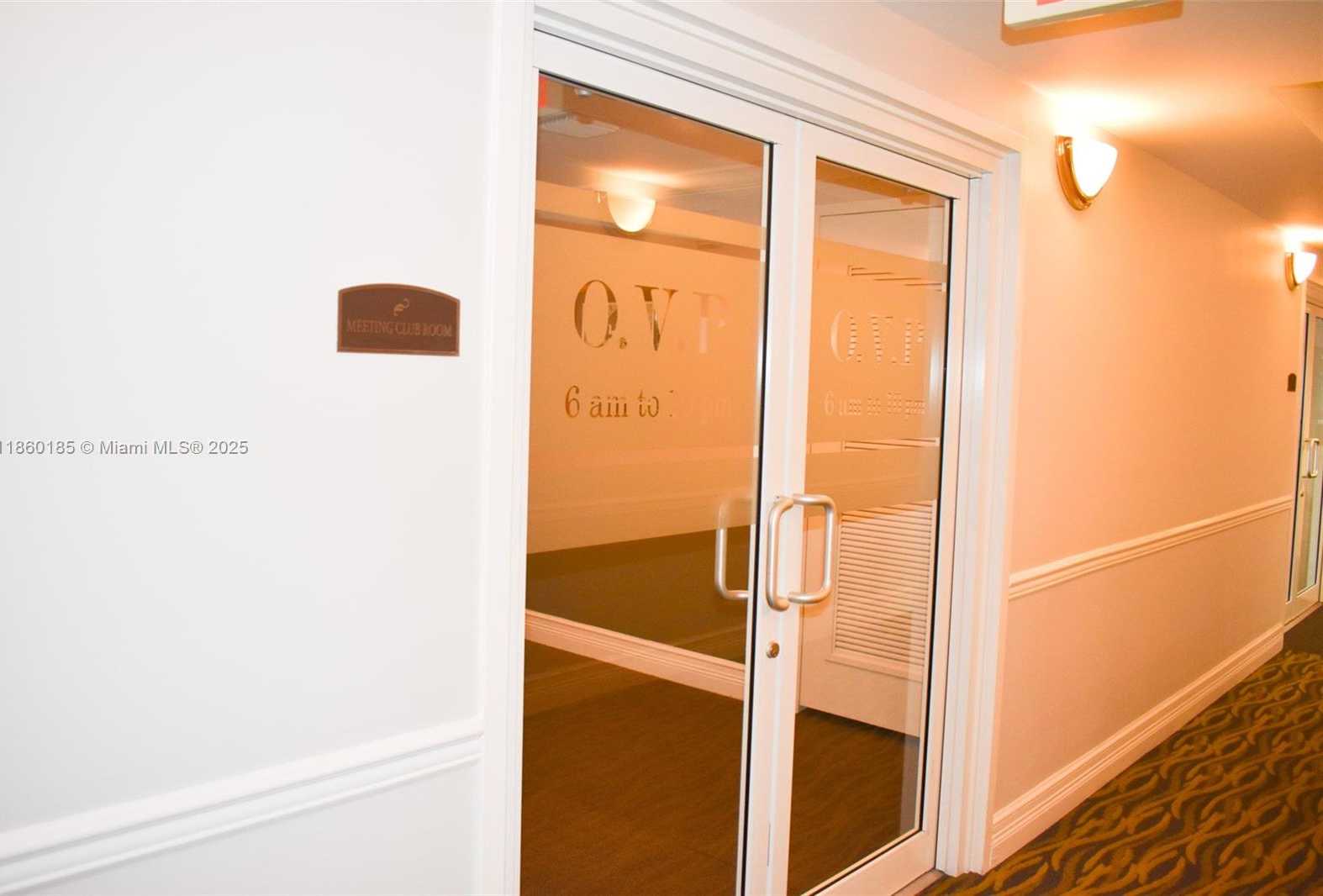 Small Image of 4100 SALZEDO ST #805, Coral Gables Number 23
