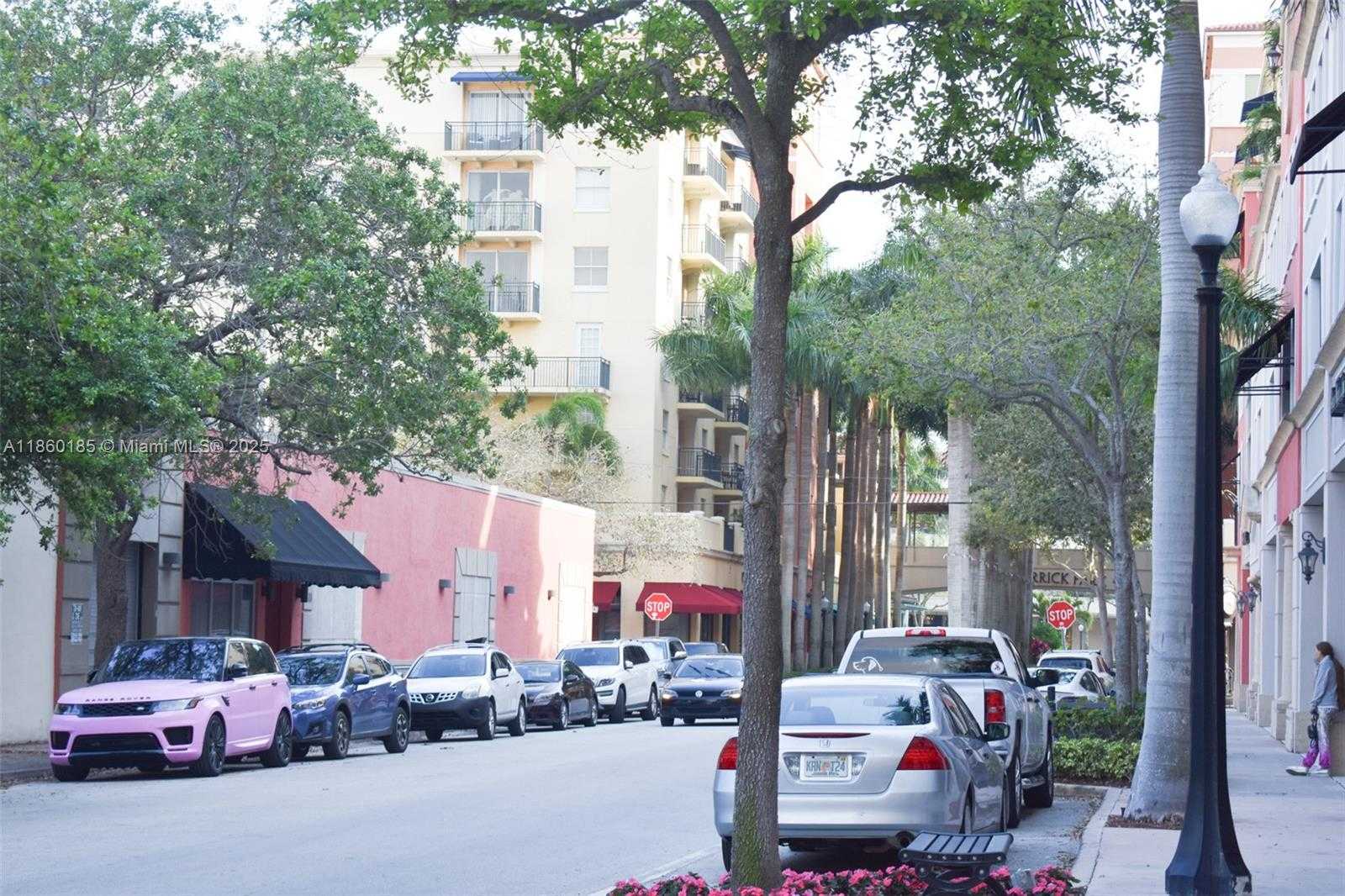 Small Image of 4100 SALZEDO ST #805, Coral Gables Number 39