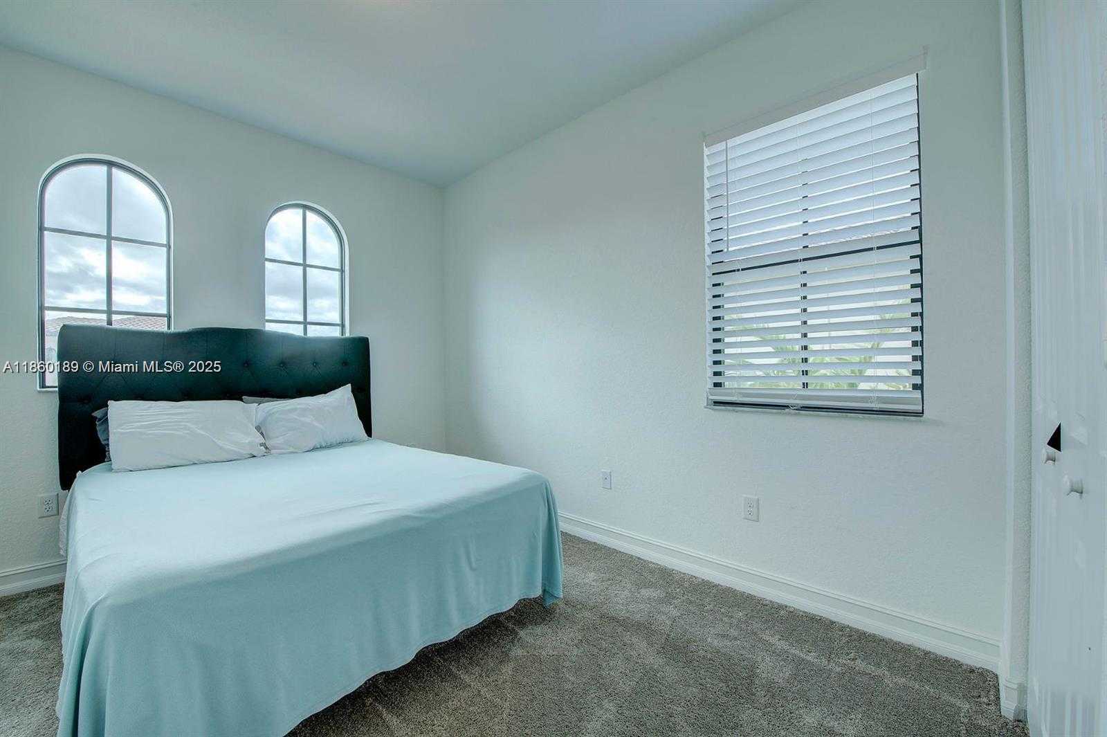 Small Image of 11849 SOUTH WEST 13TH #n/a, Pembroke Pines Number 38