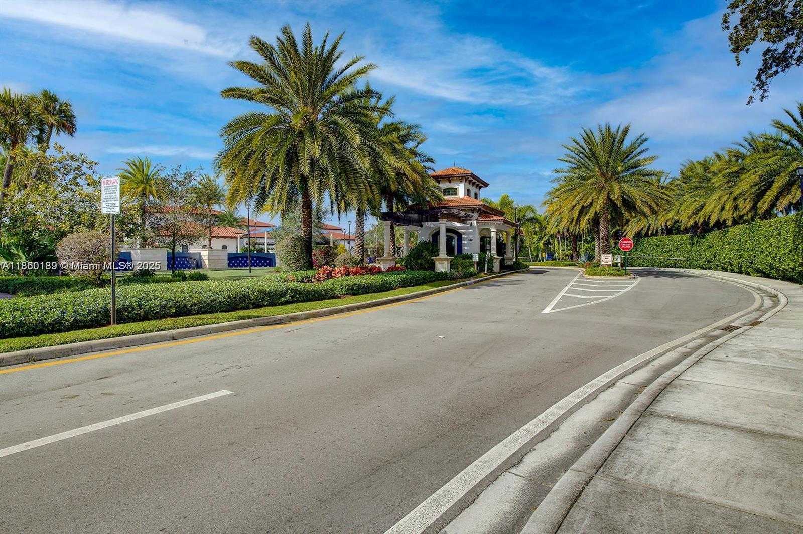 Small Image of 11849 SOUTH WEST 13TH #n/a, Pembroke Pines Number 8