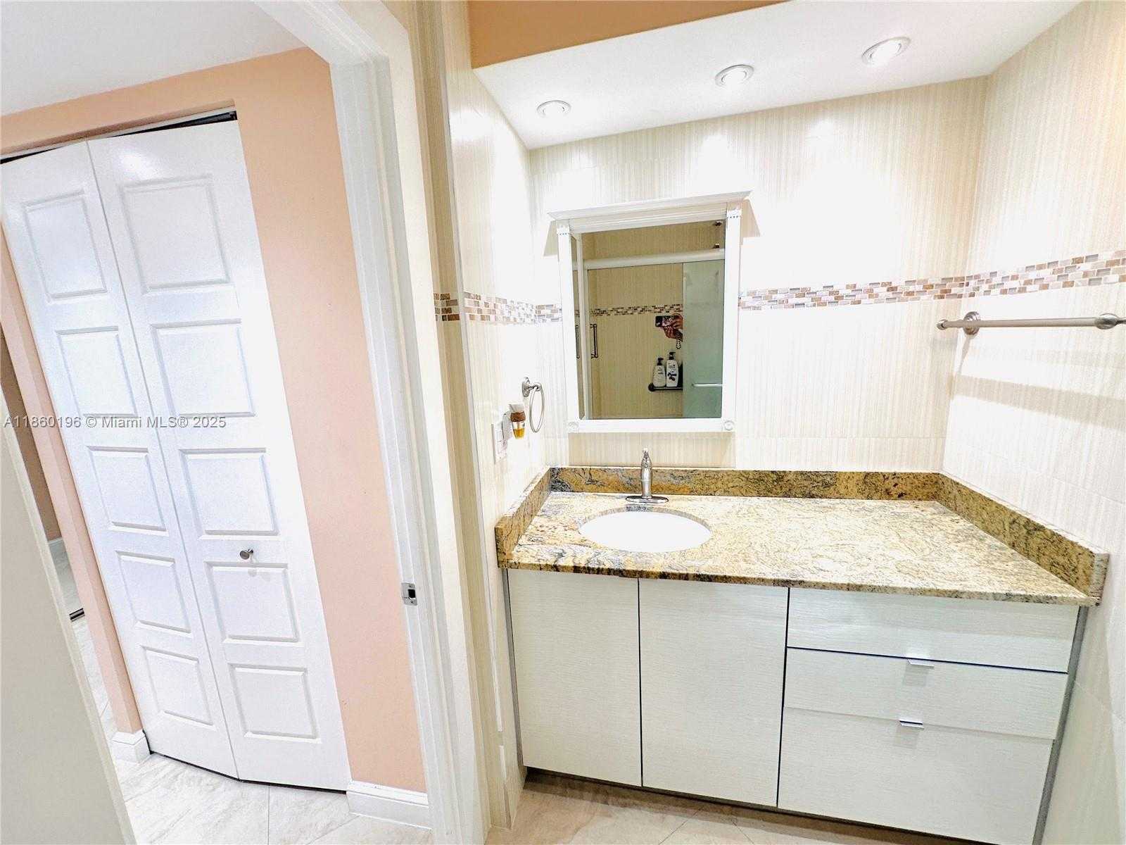 Small Image of 251 174TH ST #1510, Sunny Isles Beach Number 13