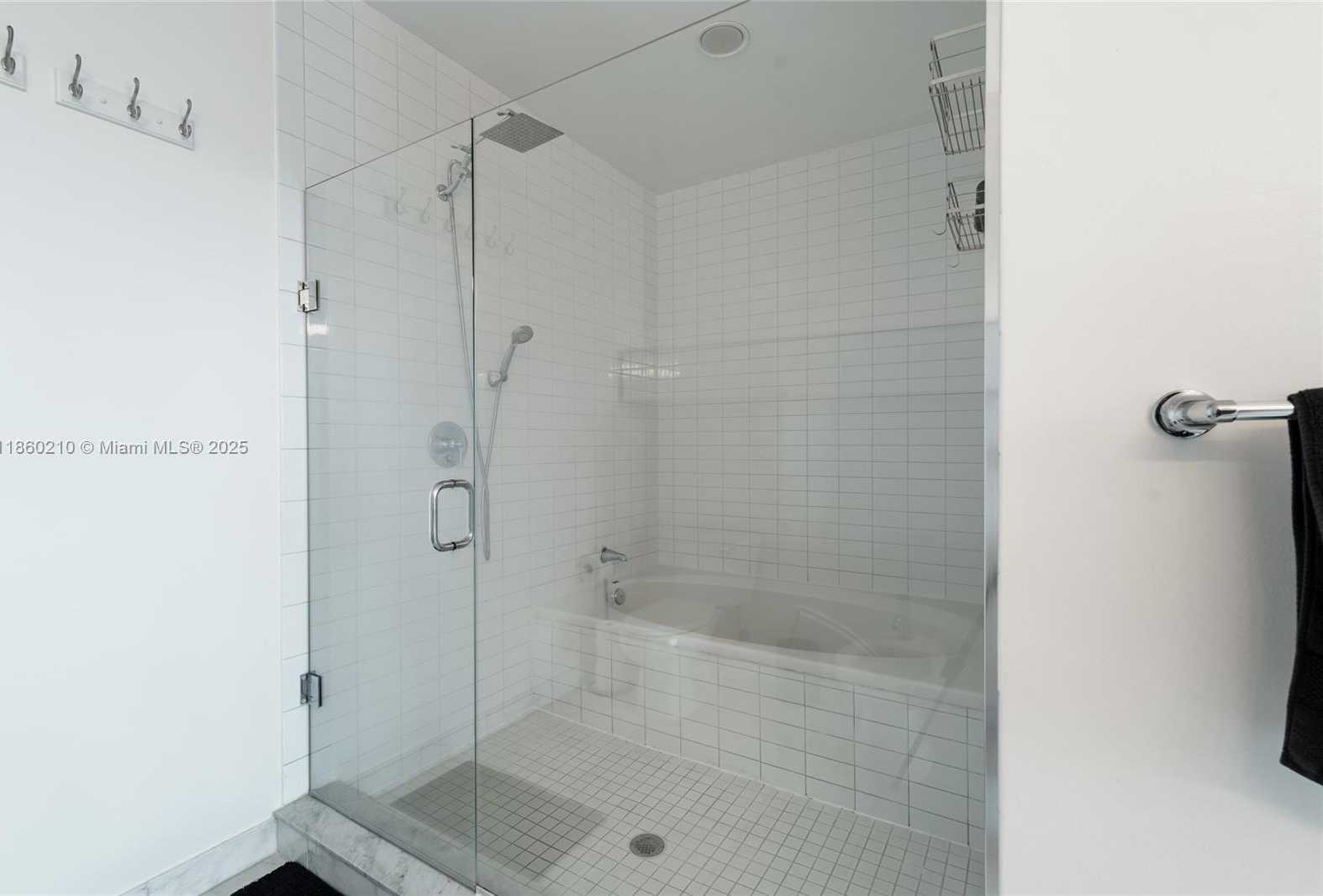 Small Image of 888 BISCAYNE BLVD #4712, Miami Number 22