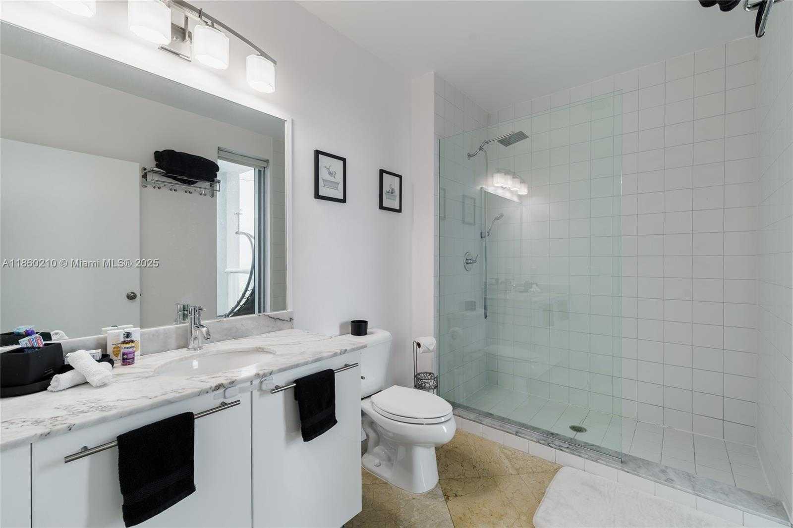 Small Image of 888 BISCAYNE BLVD #4712, Miami Number 28