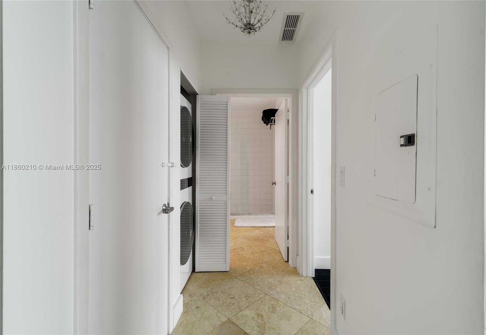 Small Image of 888 BISCAYNE BLVD #4712, Miami Number 35