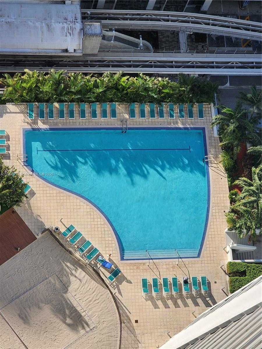 Small Image of 888 BISCAYNE BLVD #4712, Miami Number 47