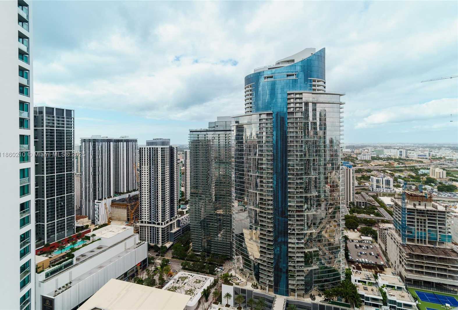 Small Image of 888 BISCAYNE BLVD #4712, Miami Number 54