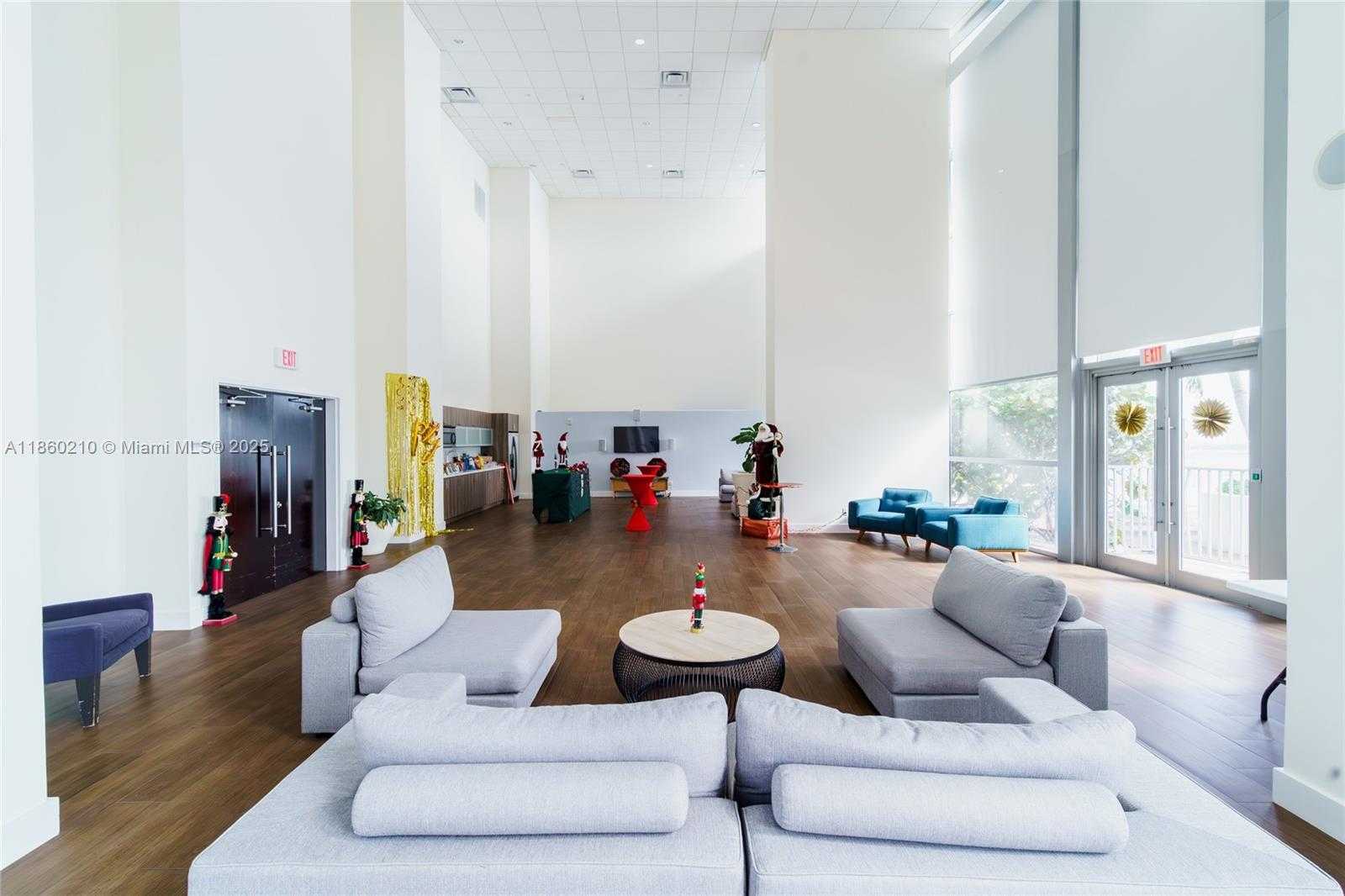 Small Image of 888 BISCAYNE BLVD #4712, Miami Number 55