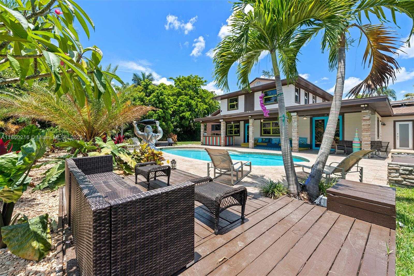 Small Image of 250 NORTH EAST 158TH ST, Miami Number 52