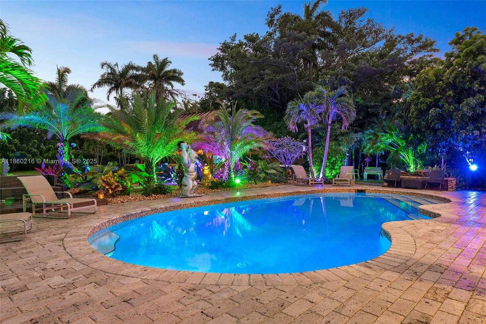 Small Image of 250 NORTH EAST 158TH ST, Miami Number 68