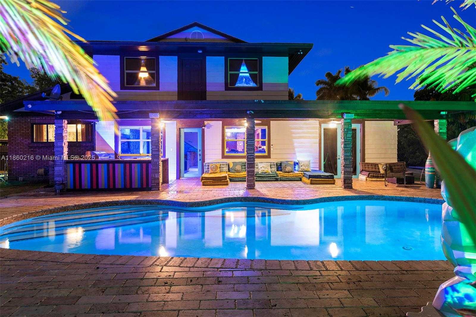 Small Image of 250 NORTH EAST 158TH ST, Miami Number 78