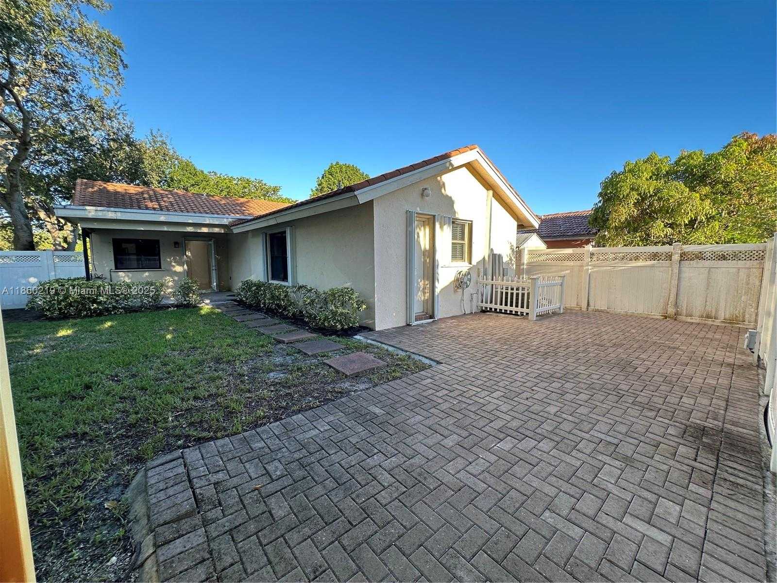 Small Image of 3150 NORTH WEST 94TH AVE, Coral Springs Number 16
