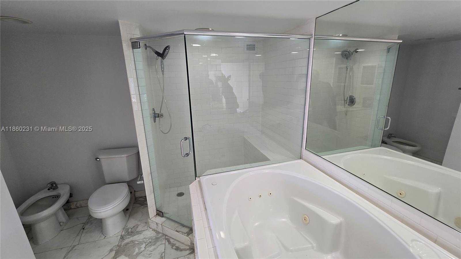 Small Image of 5600 COLLINS AVE #17T, Miami Beach Number 29